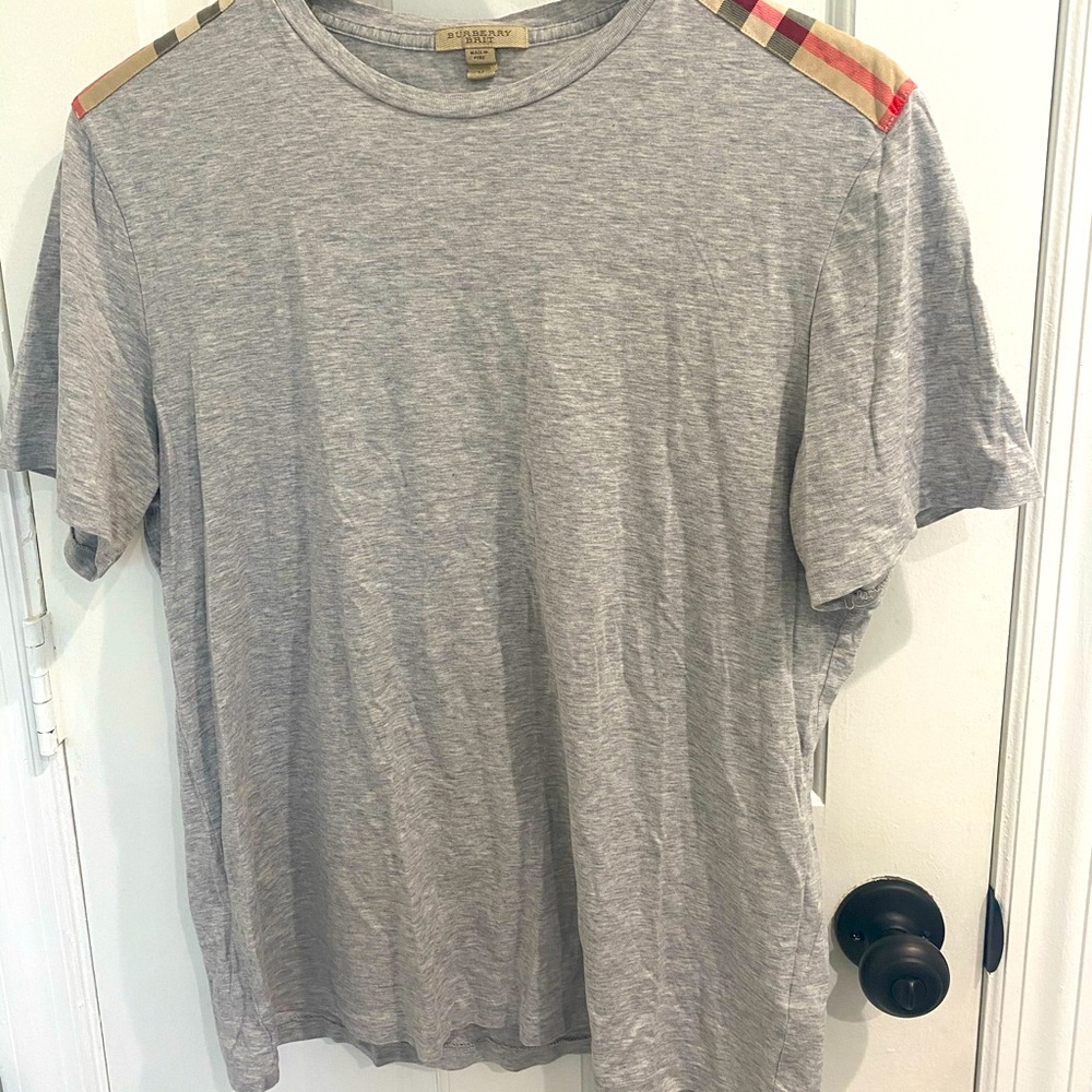 Authentic men’s Burberry Tshirt